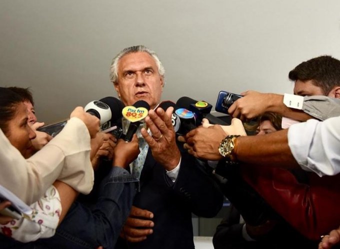 Projeto exclui 62 mil estudantes goianos do passe livre no transporte coletivo