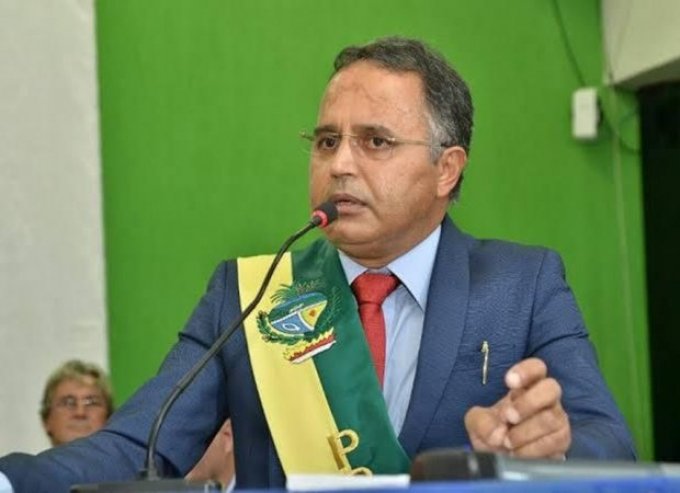 Ex-prefeito de SÃ£o Miguel do Araguaia Ã© preso em OperaÃ§Ã£o da PF sobre trÃ¡fico internacional de cocaÃ­na