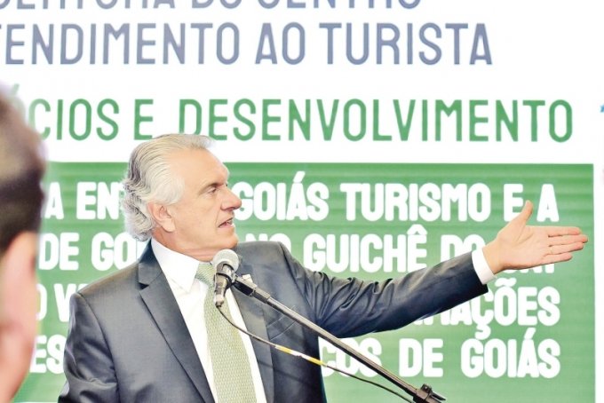 Fim de quinquÃªnio e licenÃ§a deve atingir atÃ© 12,8 mil servidores