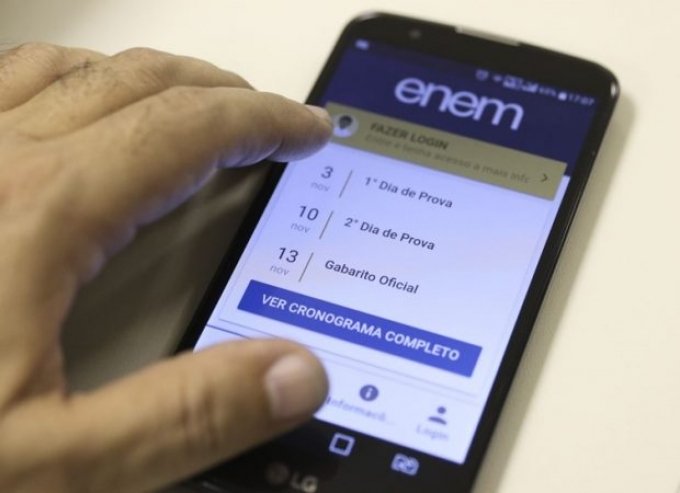 Governo decide adiar o Enem; nova data ainda serÃ¡ marcada