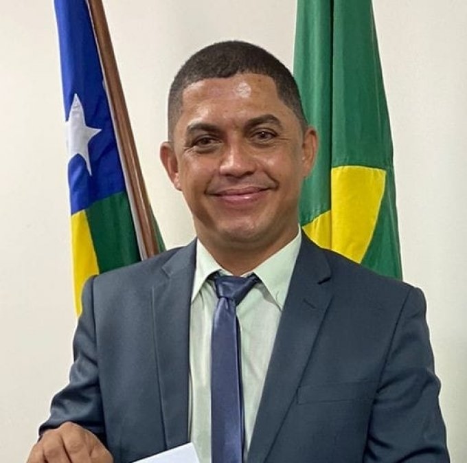 Vereador Fernando cobra reunião urgente da Câmara para discutir desvio de mais de R$ 6 milhões da Prefeitura de Crixás