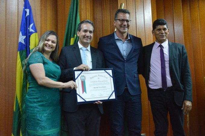 Prefeito de Campos Verdes Haroldo Naves tem trabalho reconhecido com tÃ­tulo de cidadÃ£o goianiense