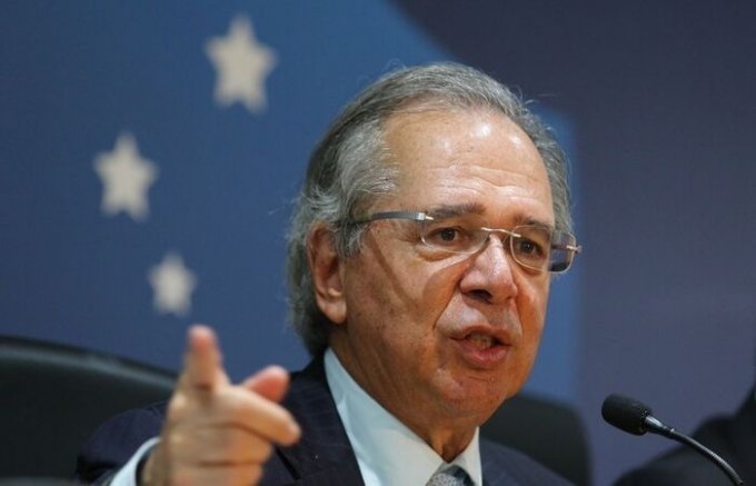 Guedes confirma mais duas parcelas do auxÃ­lio emergencial, mas de R$ 300