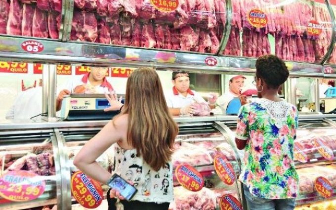PreÃ§o da carne sobe 35% nos aÃ§ougues e afugenta consumido