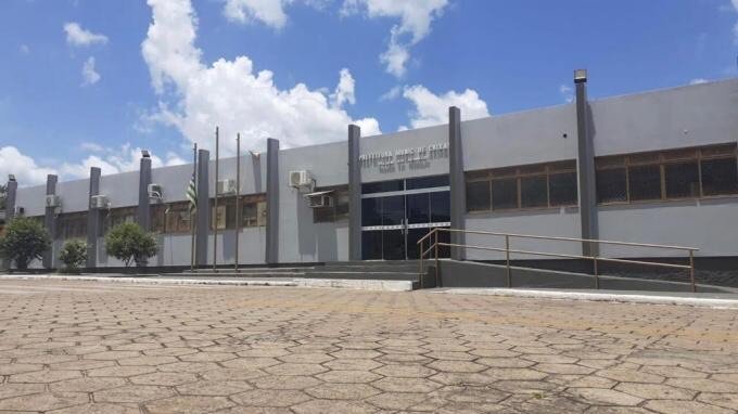 MP investiga suposto superfaturamento e corrupção em gasto de R$ 6 milhões com aluguel de veículos pela Prefeitura de Crixás