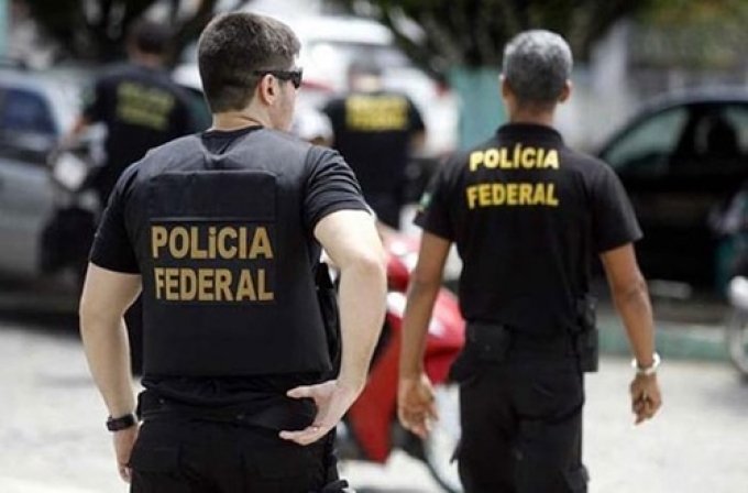 Ex-gerente do Banco do Brasil de CrixÃ¡s Ã© alvo de aÃ§Ã£o da PF que apura desvio de R$ 12 milhÃµes em GoiÃ¡s