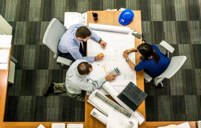 Grupos de Estudos e a Associação Brasileira de Recursos Humanos do DF