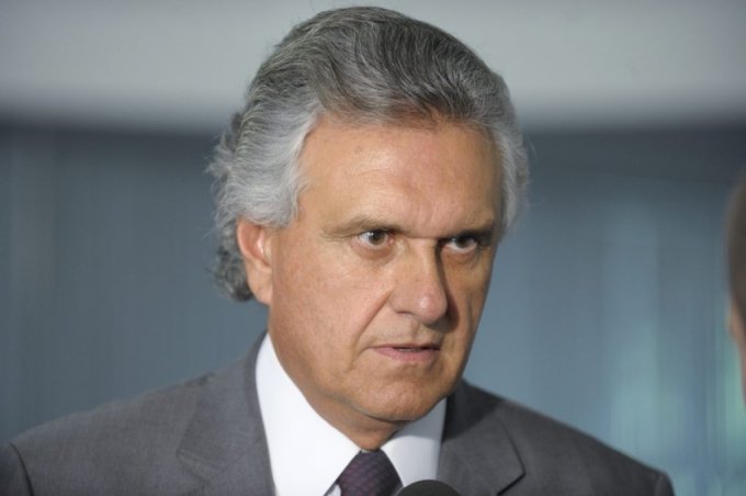 GoiÃ¡s e mais oito estados pedem ao STF que autorize corte nos salÃ¡rios de servidores