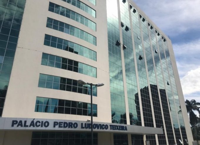FiscalizaÃ§Ã£o detecta 1780 irregularidades na folha do Estado de GoiÃ¡s