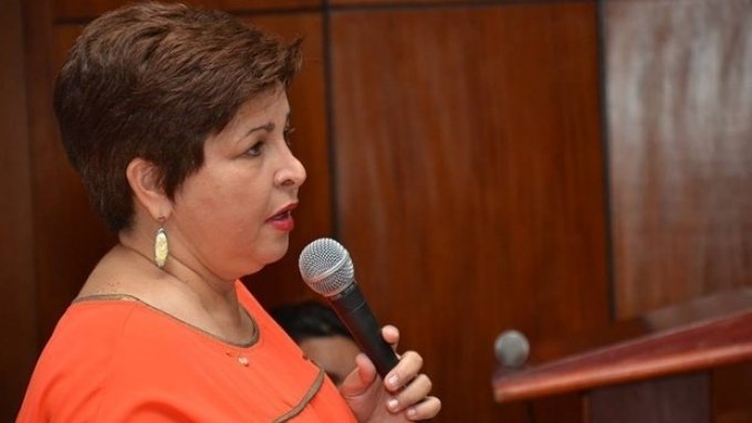 Professores estaduais ameaÃ§am desfiliaÃ§Ã£o em massa do Sintego