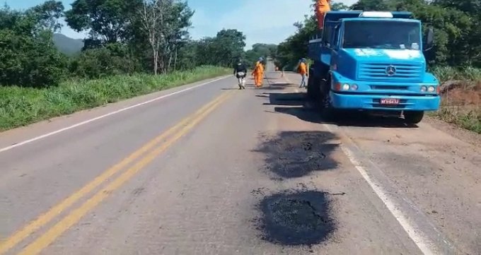 Buracos na BR-153 comeÃ§am a ser tapados nesta quarta-feira