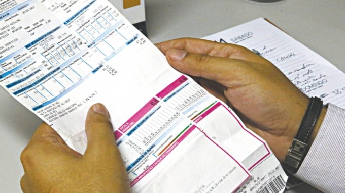 Em GoiÃ¡s, conta de luz pode ser parcelada em atÃ© oito vezes