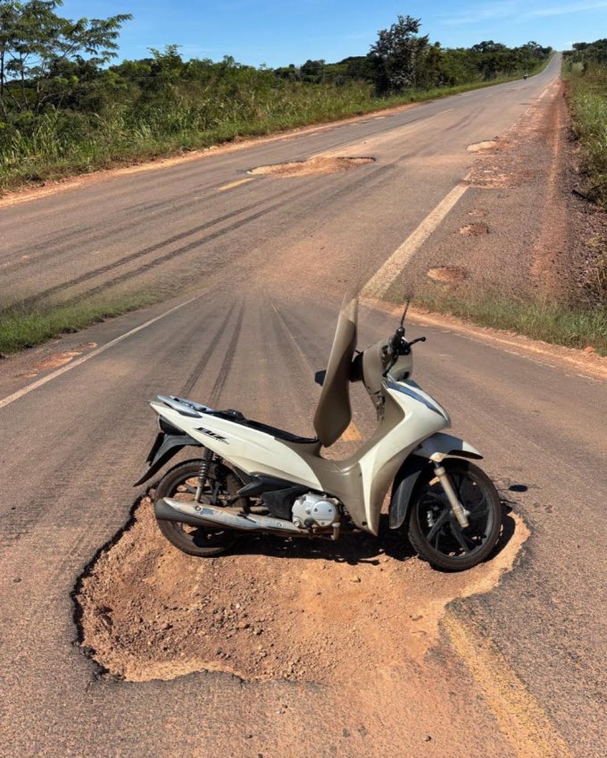 GO-347 VIRA ROTA DE PERIGO COM 40 KM DE BURACOS ENTRE SANTA TEREZINHA E NOVA IGUAÇU