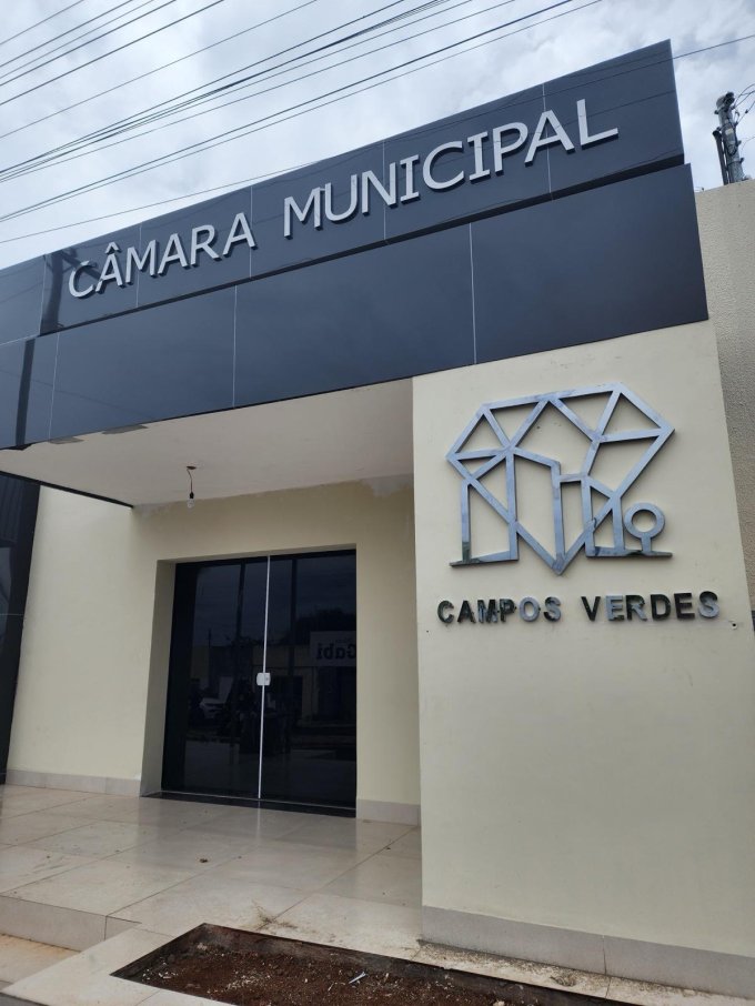 CÂMARA MUNICIPAL DE CAMPOS VERDES APROVA PROJETO QUE INCENTIVA MICRO E PEQUENAS EMPRESAS LOCAIS NAS COMPRAS PÚBLICAS