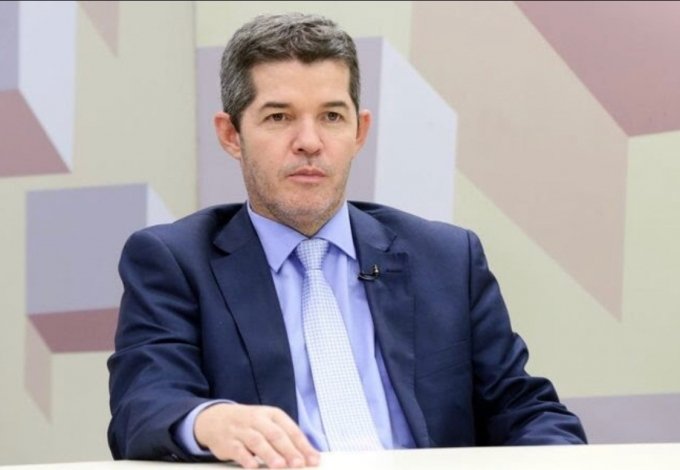 Assessor do Delegado Waldir, lÃ­der do PSL, Ã© preso por roubo de carga