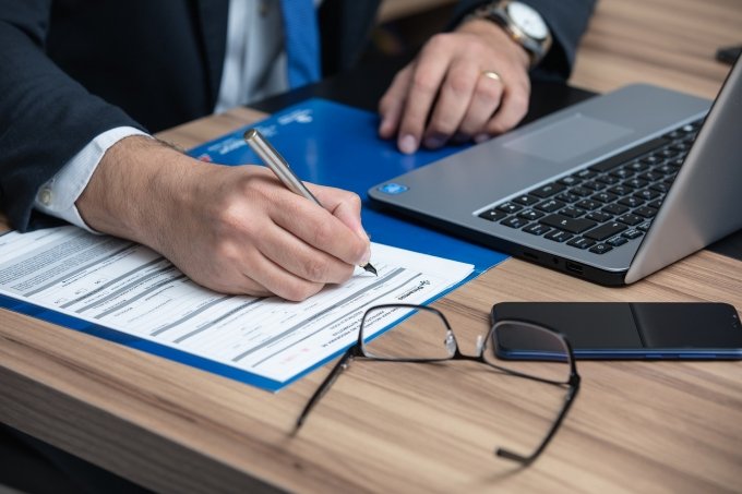 Advogados jÃ¡ podem negativar nome de cliente inadimplente