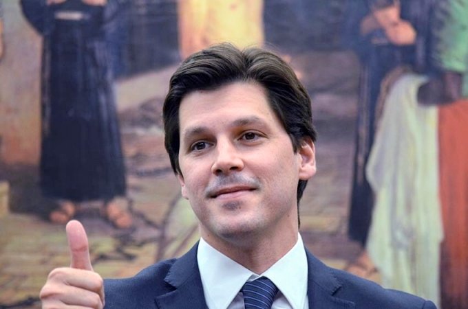 â€œGoverno Ã© reativo, sem iniciativa. LetÃ¡rgico, lentoâ€, afirma Daniel Vilela