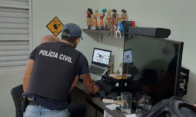 Policia Civil de GoiÃ¡s partida de duas operaÃ§Ãµes contra pornografia Infantil
