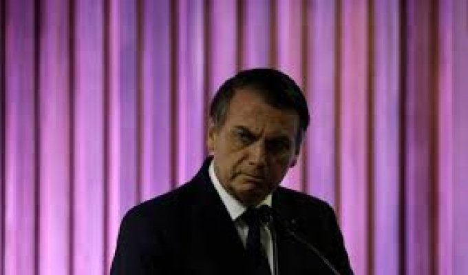 DesaprovaÃ§Ã£o de Bolsonaro supera aprovaÃ§Ã£o: 48% x 44%, diz pesquisa